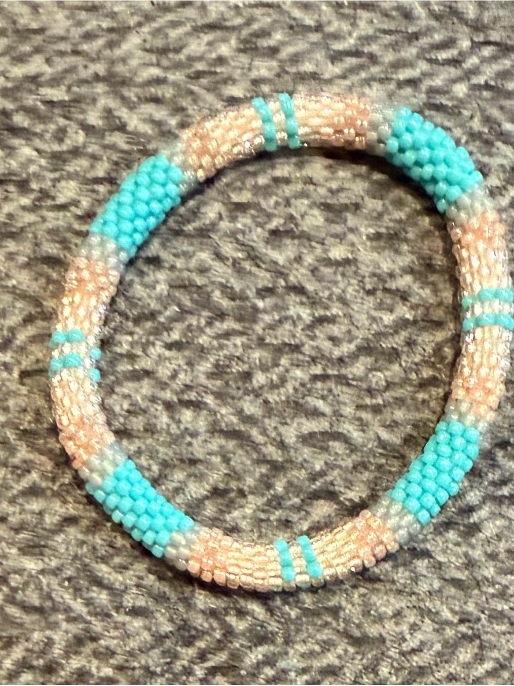 Sashka Co. Glass Bead Bracelet